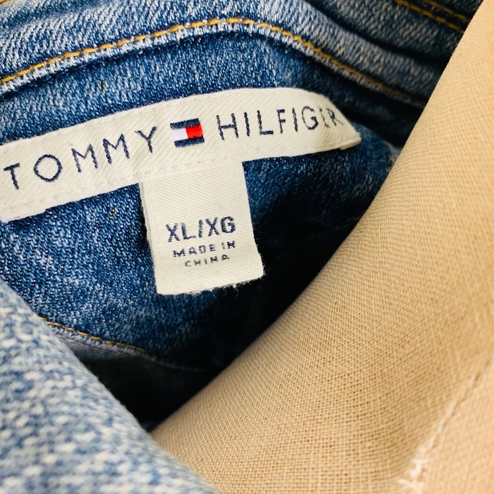{Tommy Hilfiger}Denim Jacket - Picture 8 of 10